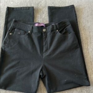 Gloria Vanderbilt Black Straight Leg Jeans Classic Style
